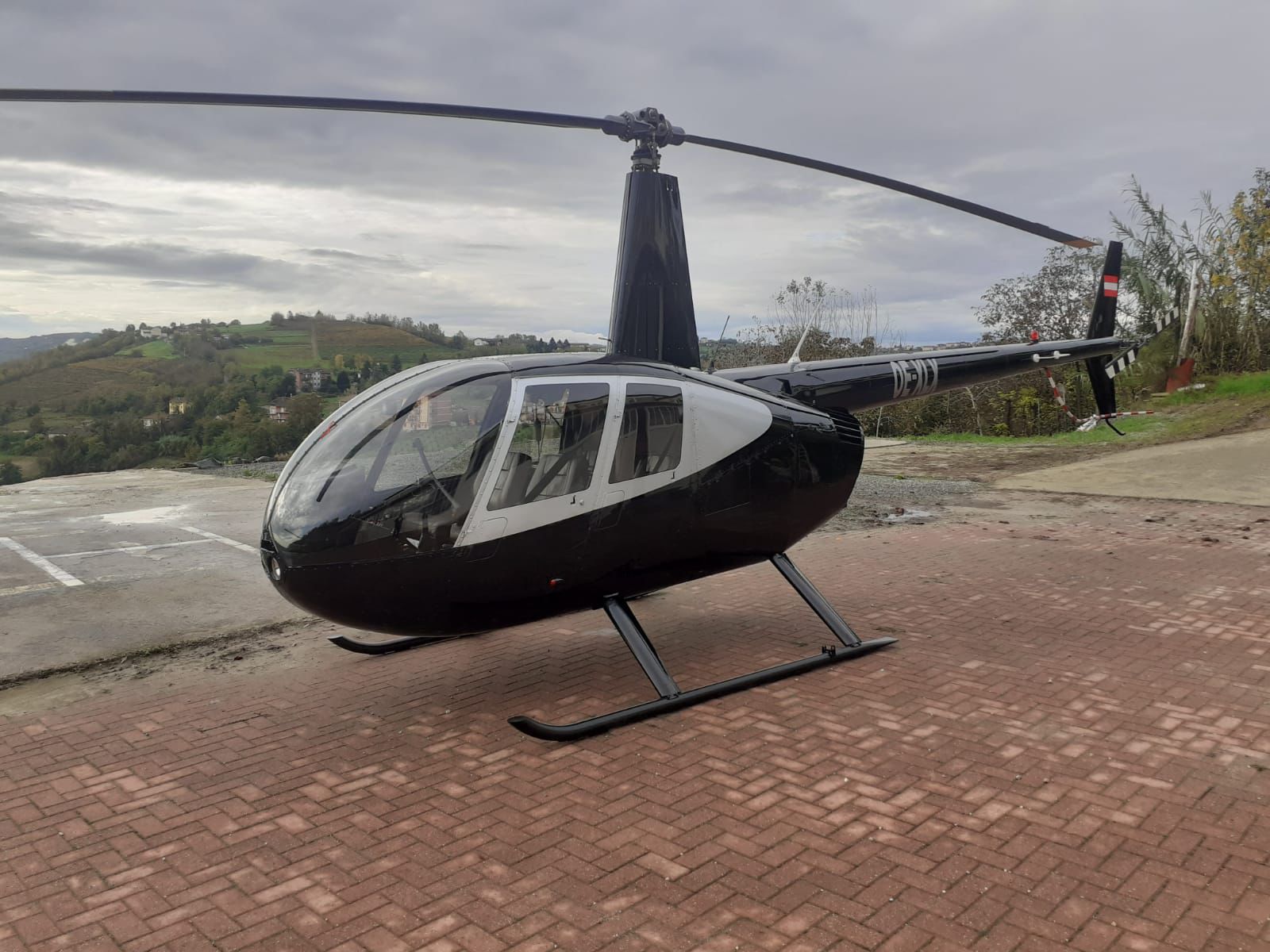 Helikopter Robinson R44